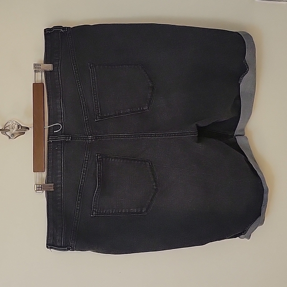 3/$30 SONOMA Black Denim Cut-off Bermuda High Rise Grunge Jean Shorts - Picture 4 of 10